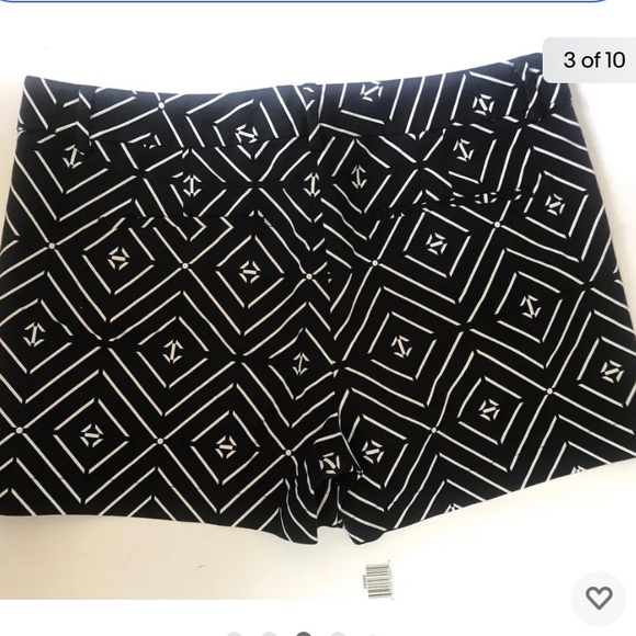 Joe Fresh Women’s Black And White Geometric Print Sailor Shorts 10 - Picture 3 of 6